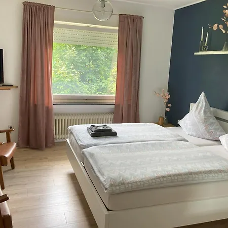 Weisser Stein 酒店 2*